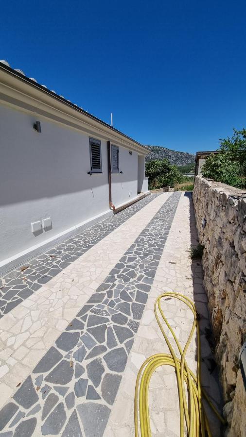 Villa Biriculi 多尔加利 外观 照片